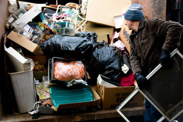 Best Yard Waste Removal  in Everman, TX